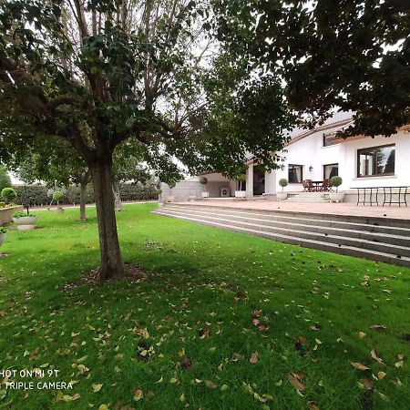 Villa Blanca Con Piscina A 15 Minutos De Toledo - Apartamentos Aloha Toledo Olias del Rey ภายนอก รูปภาพ